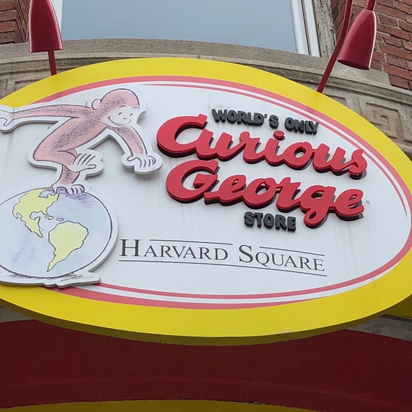 5/28/2018にAJ T.がWorld&#39;s Only Curious George Storeで撮った写真