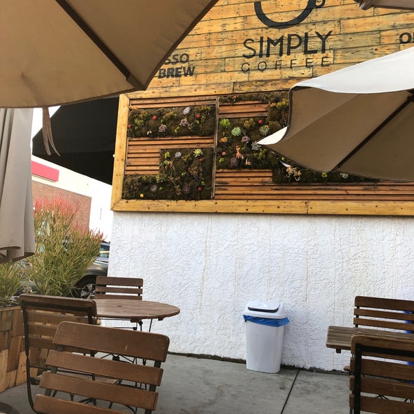 Photo taken at Simply Coffee by Derek B. on 2/9/2019