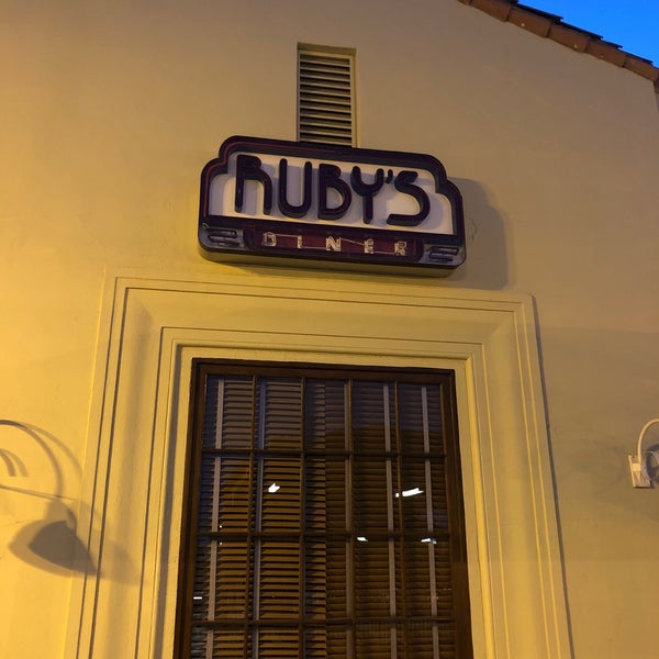 Photo taken at Ruby&#39;s Diner by Derek B. on 10/3/2019
