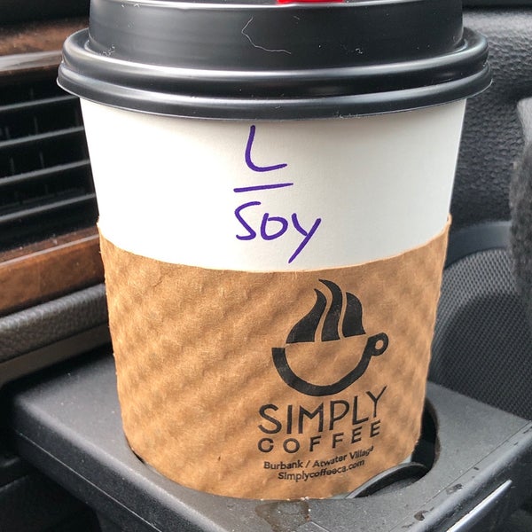 Foto tomada en Simply Coffee  por Derek B. el 3/11/2019