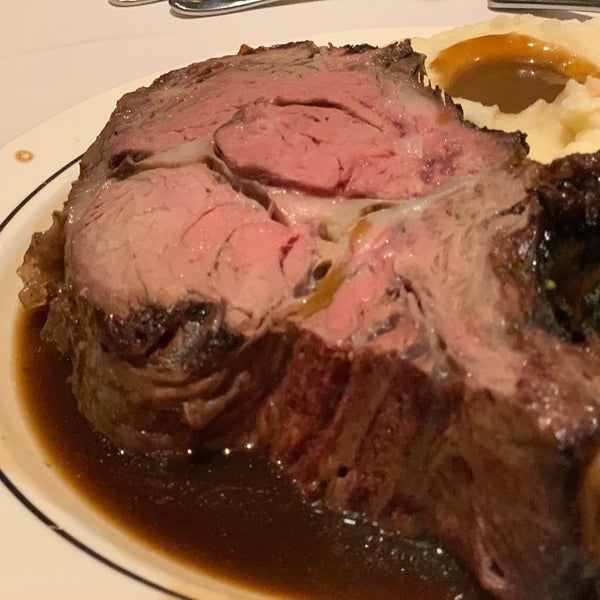 Photo taken at Lawry&#39;s The Prime Rib by taichi t. on 12/15/2019