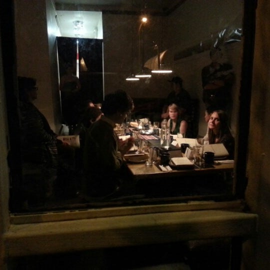 10/22/2012にGuy Y.がTwo Moon Cafeで撮った写真