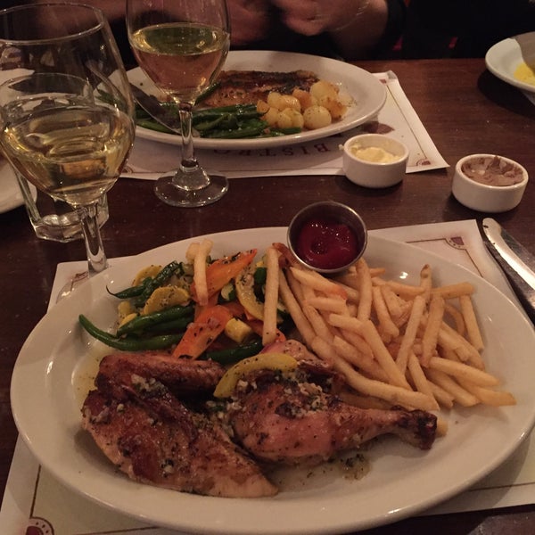 Some of the best food I have ever had in my life, amazing. Roast chicken, sole meunière, Caesar salad, fries, roasted vegetables, crepe Suzette, apple tart, the list goes on. It's pricy but worth it.