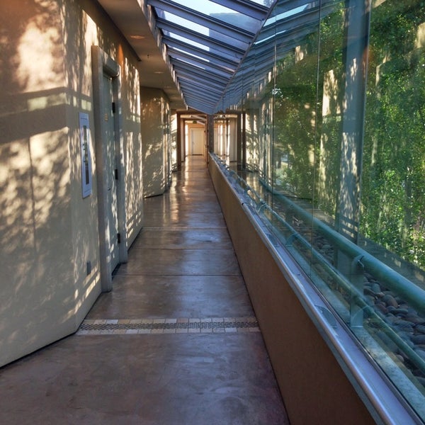 Acqua Hotel Bayfront Enchanted Knolls Shelter Ridge 555 Redwood