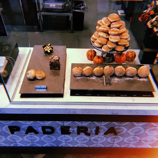 Photo taken at Paderia Bakehouse by FHD on 10/12/2018