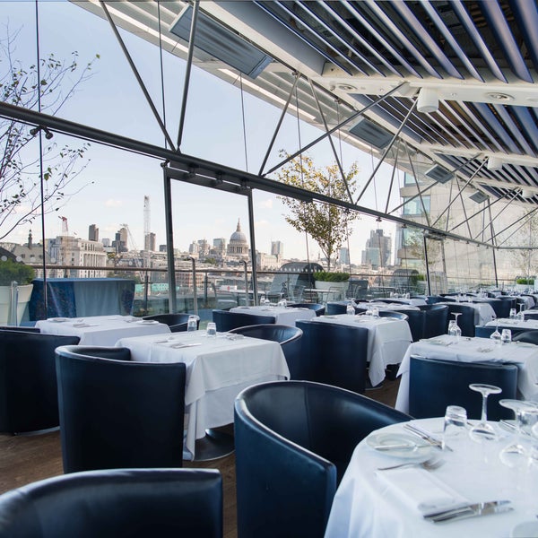 Das Foto wurde bei Oxo Tower Restaurant von Oxo Tower Restaurant am 10/9/2018 aufgenommen