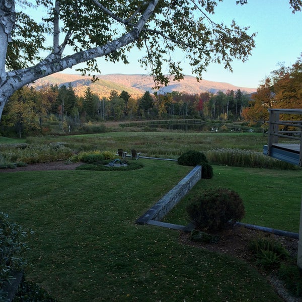 Field Farm Guest House 554 Sloan Rd