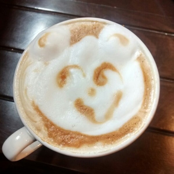 10/18/2014にSpark nOeがGloria Jean&#39;s Coffeesで撮った写真