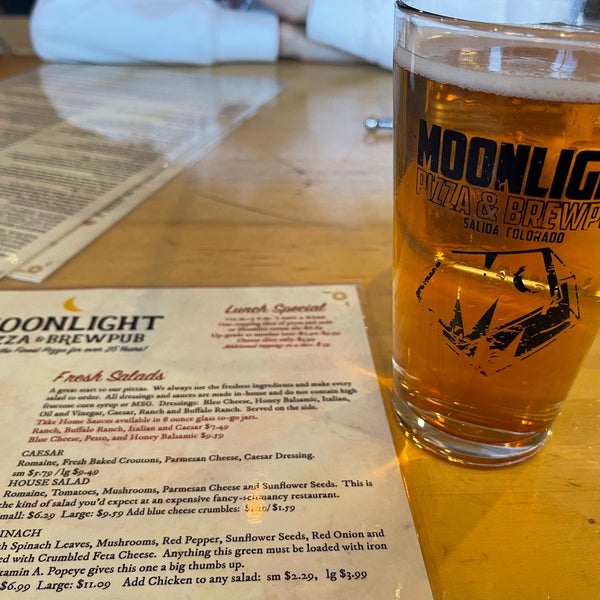 Photo taken at Moonlight Pizza &amp; Brewpub by Mighty Q on 7/8/2021