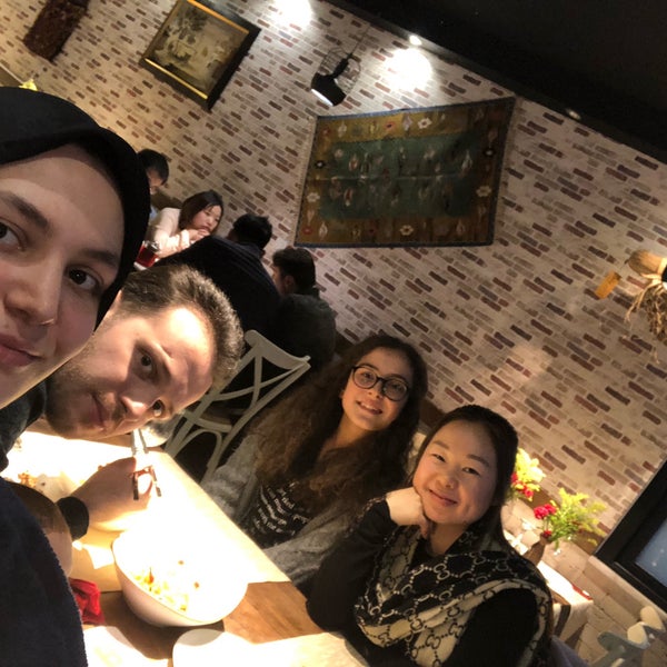 Das Foto wurde bei Kroren Restaurant von Fatmanur A. am 12/1/2018 aufgenommen