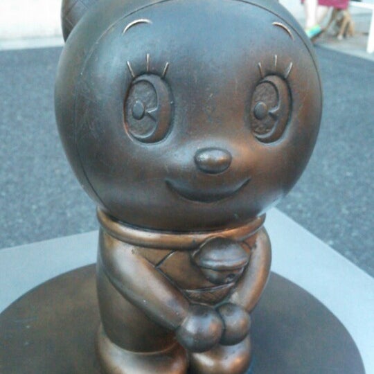 登戸駅 ドラミちゃん像 多摩区 多摩区登戸3435 6