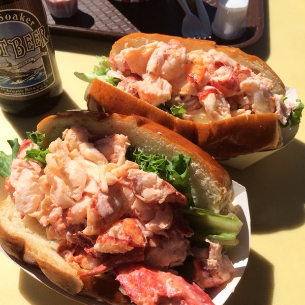 Lobster roll and the seafood stew is awesome.