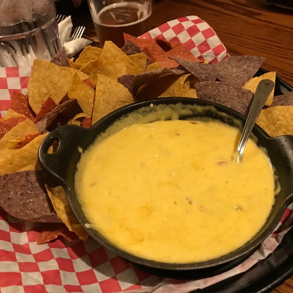 Foto tomada en Firehouse Brewing Company  por Jason M. el 8/26/2017