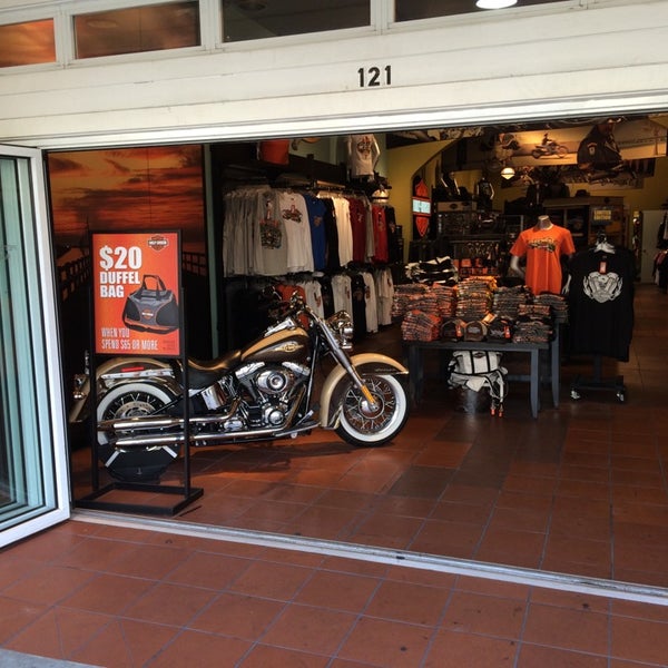 3/24/2014에 Jason M.님이 Peterson&#39;s Key West Harley-Davidson에서 찍은 사진