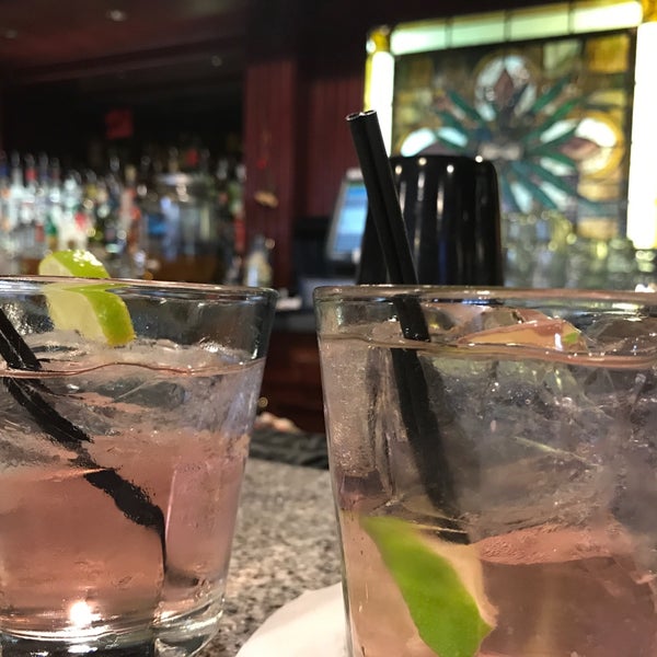 Foto tirada no(a) 445 Martini Lounge por Jason M. em 8/27/2017