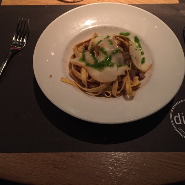 12/1/2015 tarihinde Omar A.ziyaretçi tarafından Diurno Restaurant &amp; Bar'de çekilen fotoğraf
