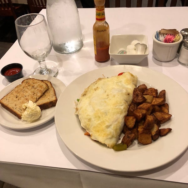 Had the egg white omelette (a salmon and veggies omelette basically) and it was good. The place was very quiet when I visited (Late morning on a weekday). Waiters are friendly & the order came quickly