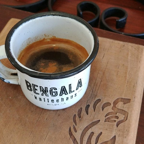 2/29/2020 tarihinde David H.ziyaretçi tarafından Bengala Kaffeehaus'de çekilen fotoğraf