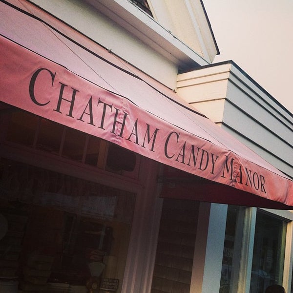 7/20/2013 tarihinde Jason M.ziyaretçi tarafından Chatham Candy Manor'de çekilen fotoğraf