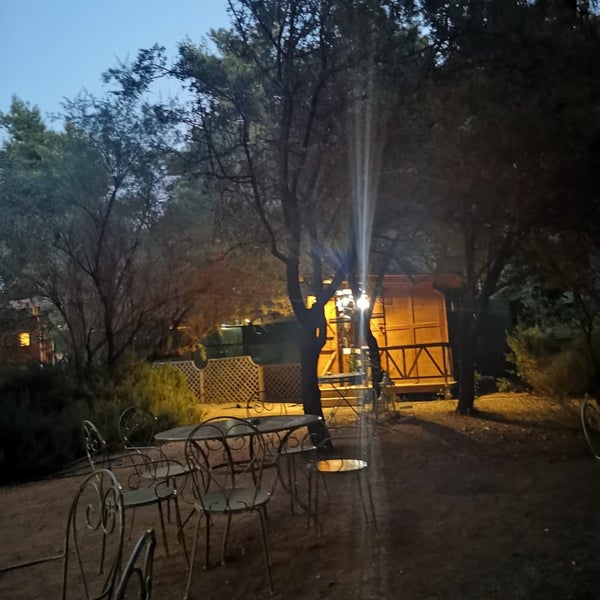 Πώς να ξεκινήσετε τη δική σας ιστοσελίδα γνωριμιών για δωρεάν