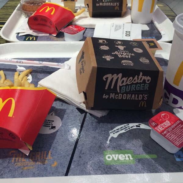 Photo taken at McDonald&#39;s by Furkan G. on 6/21/2016