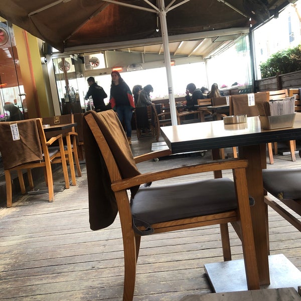 2/9/2020에 Erkin  SEL님이 San Marco&#39;s Caffé에서 찍은 사진