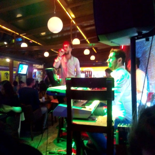 Photo prise au Adress Cafe &amp; Bar par Ezgi Ç. le10/18/2014