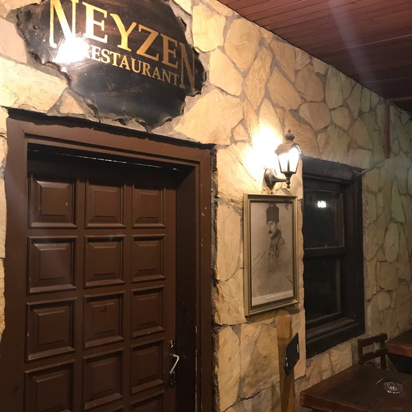 รูปภาพถ่ายที่ Neyzen Restaurant โดย Volkan A. เมื่อ 1/12/2019