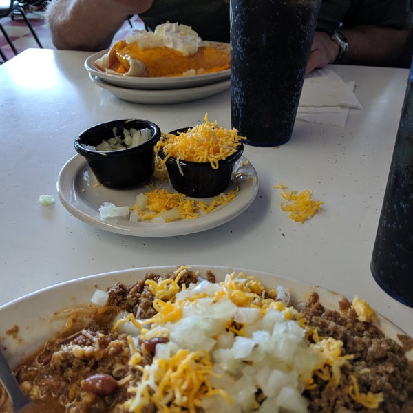 Photo taken at Dixon&#39;s Chili by Gail J. on 5/10/2019