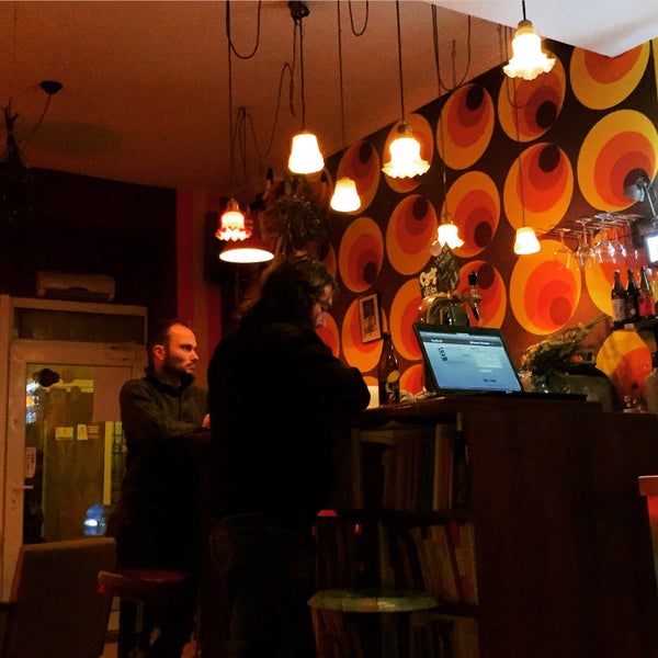 1/6/2015 tarihinde Tomek N.ziyaretçi tarafından Cafe Lamus'de çekilen fotoğraf