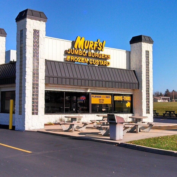Снимок сделан в MURF&#39;S Frozen Custard and Jumbo Burgers пользователем MURF&#39;S Frozen Custard and Jumbo Burgers 8/11/2014