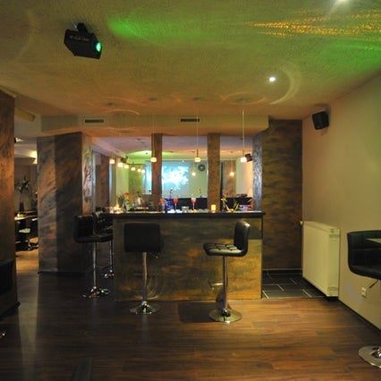 รูปภาพถ่ายที่ Oceans Restaurant Bar &amp; Lounge โดย Oceans Restaurant Bar &amp; Lounge เมื่อ 8/11/2014