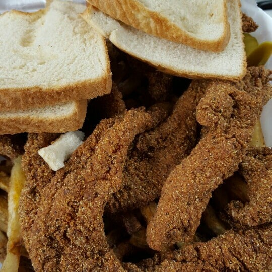 Catfish Connection 4 tips from 108 visitors