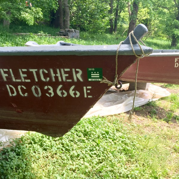 Foto tomada en Fletcher&#39;s Boathouse  por A T. el 5/16/2015