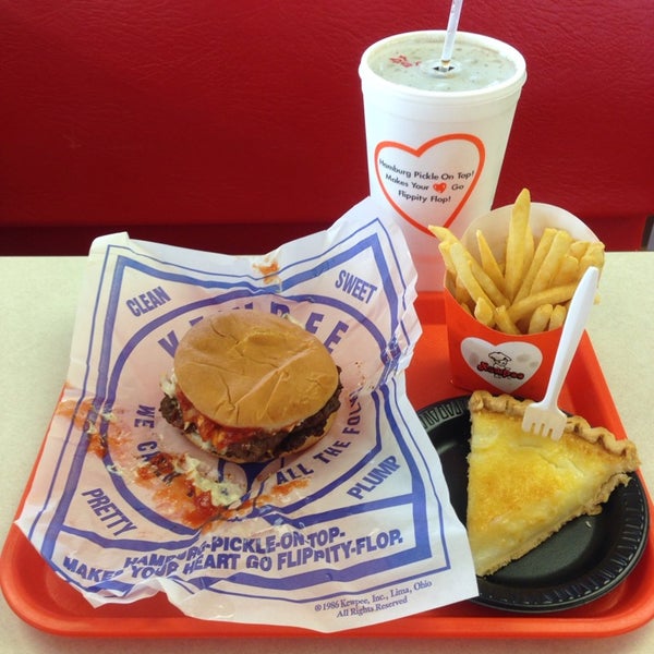 Foto scattata a Kewpee Hamburgers da William T. il 6/11/2014