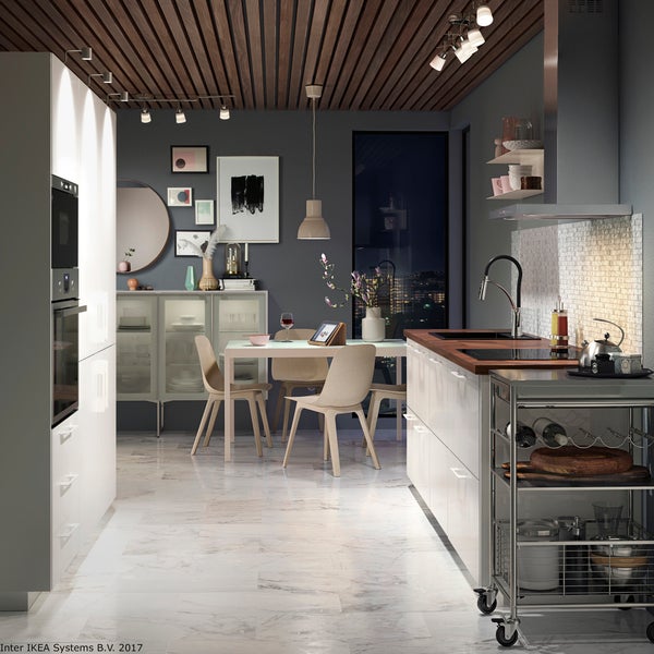 Na www.IKEA.hr/planiranje_kuhinje saznaj sve o našoj usluzi Individualnog planiranja kuhinje u tvom domu. :)