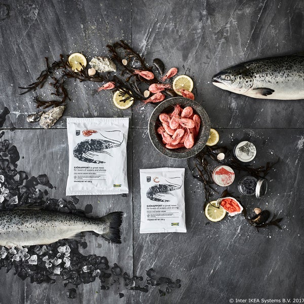 More nudi puno, a mi ti nudimo samo najbolje iz mora. Naše ribe i morski plodovi dolaze iz ribarnica s MSC certifikatom te ASC certificiranih uzgajivačnica. :) www.IKEA.hr/Odrzivost