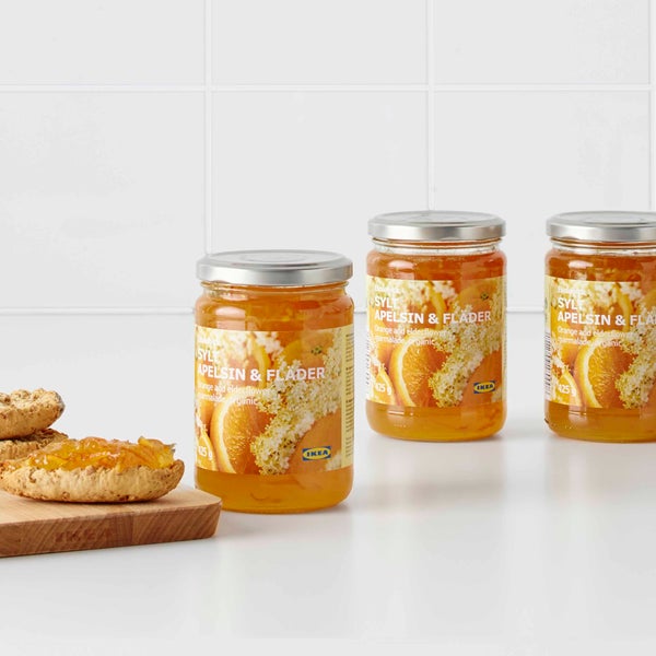 Svaki početak dana može biti sladak uz džem od naranče i bazge. :) Cijena: 25,90 kn www.IKEA.hr/dzem_od_narance_i_bazge