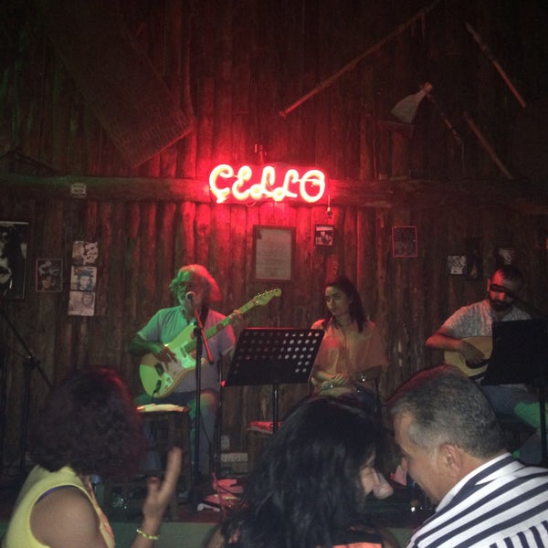 Photo taken at Çello Cafe &amp; Bar by Ufuk Y. on 9/21/2019