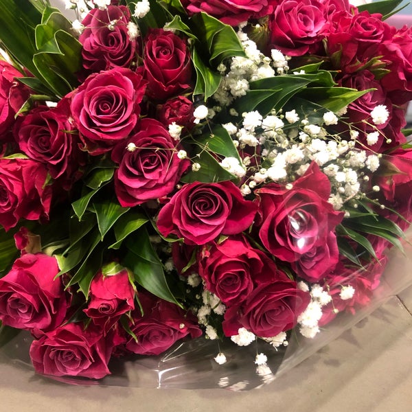 sindiane flowers سنديان للزهور flower shop