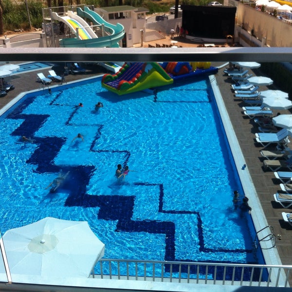 Сиде palm world 5. Palm world side resort spa 5 турция сиде отель персонал. C central resort the palm. Пальм ворлд резорт сиде. Palm world resort&spa 4*.