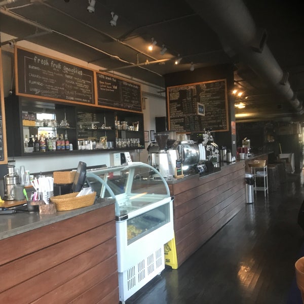 Foto tirada no(a) Little Branch Cafe South Loop por Paul S. em 3/6/2019