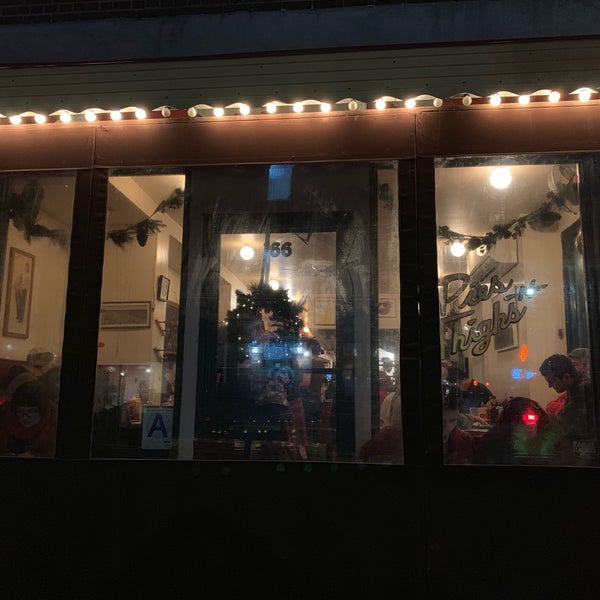 Photo taken at Pies &#39;n&#39; Thighs by Paul S. on 12/22/2019