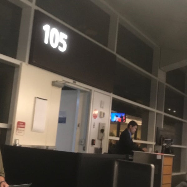 Gate 105 - Airport Gate in Orlando