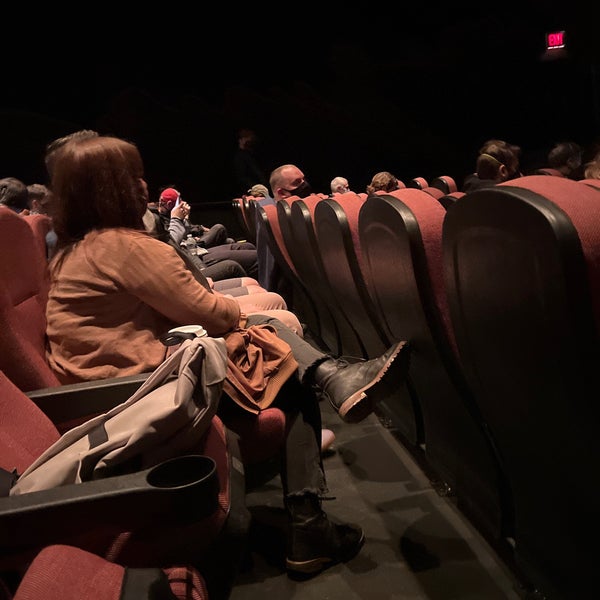 5/23/2022 tarihinde Paul S.ziyaretçi tarafından Gene Siskel Film Center'de çekilen fotoğraf