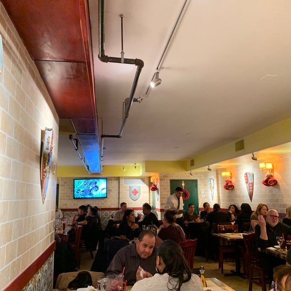 Foto diambil di Cafe Iberico oleh Paul S. pada 12/17/2019