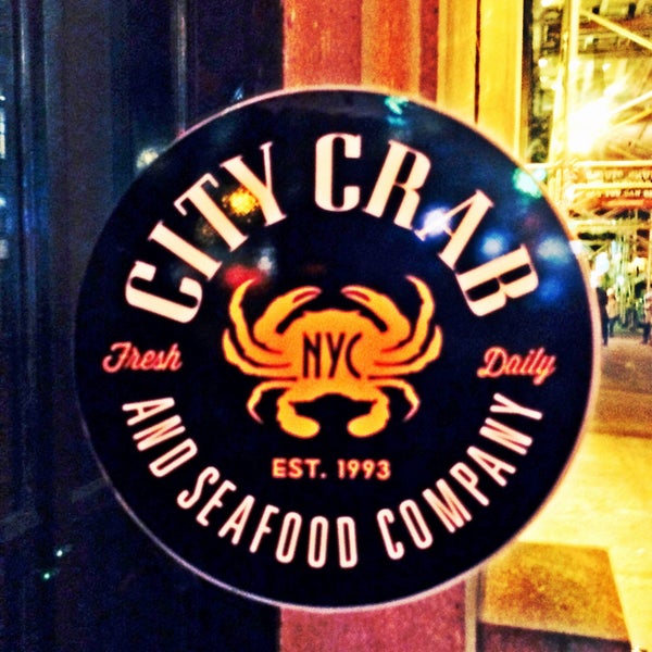 Foto tirada no(a) City Crab Shack por Christian R. em 1/24/2015
