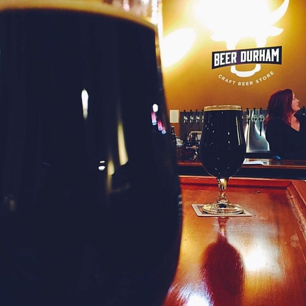 รูปภาพถ่ายที่ Beer Durham โดย RaleighWhatsUp เมื่อ 1/30/2015