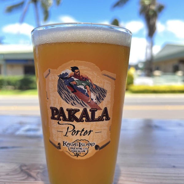 รูปภาพถ่ายที่ Kauai Island Brewery &amp; Grill โดย RaleighWhatsUp เมื่อ 4/30/2023