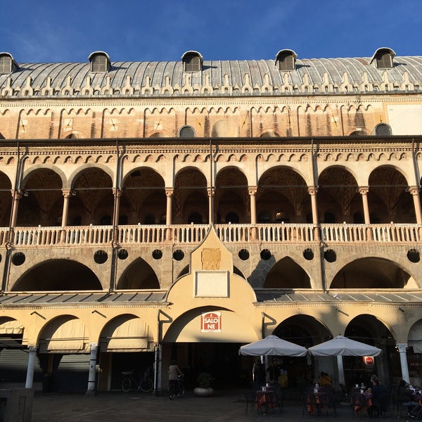 Foto tomada en Palazzo della Ragione  por Nigel el 11/10/2019